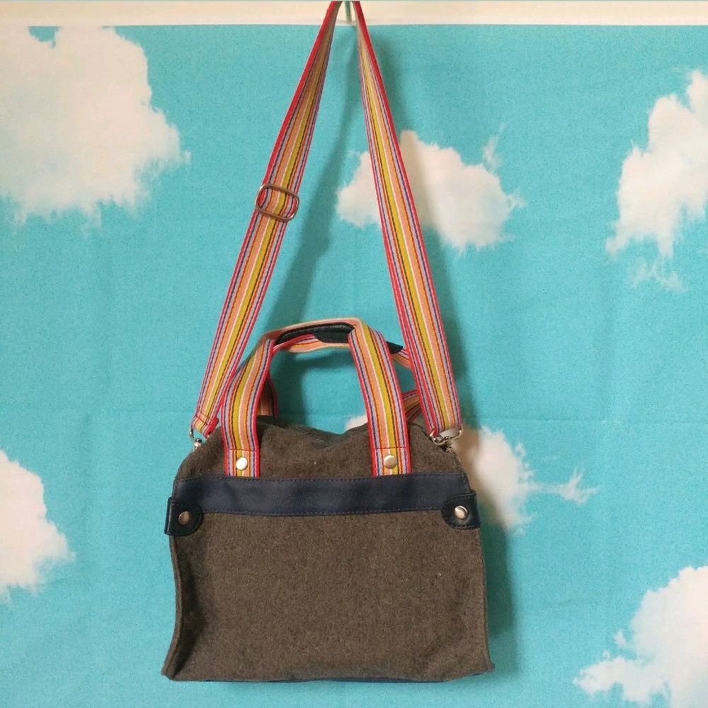🚫SOLD🚫Oilily Color Crossbody Rainbow Pride Wool - Picture 7 of 8